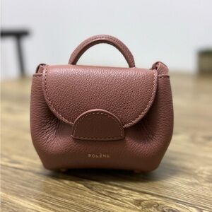 Poléne Numéro Un Micro